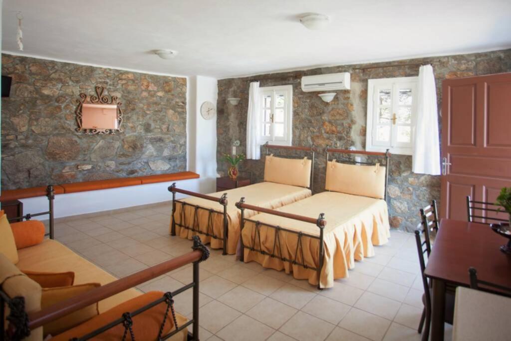 White Dreams Studio Mykonos Town Εξωτερικό φωτογραφία
